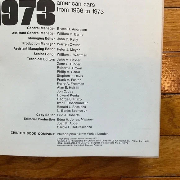 Chilton's Auto Repair Manual 1973 American Cars from 1966 to 1973 Hardback - Picture 2 of 6